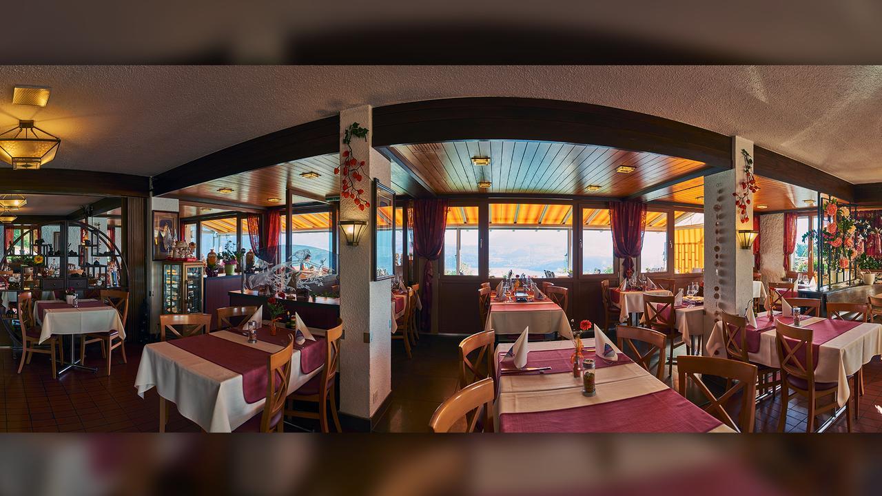 Restaurant Panorama Hotel 3*